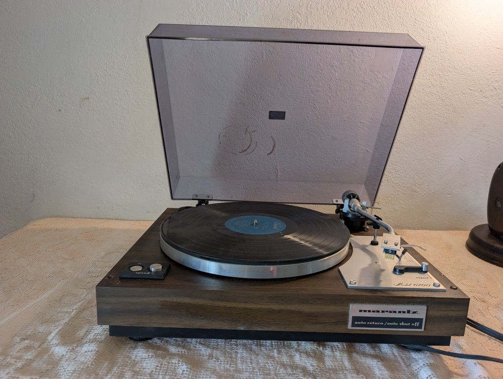 Marantz Record Player Model #6100