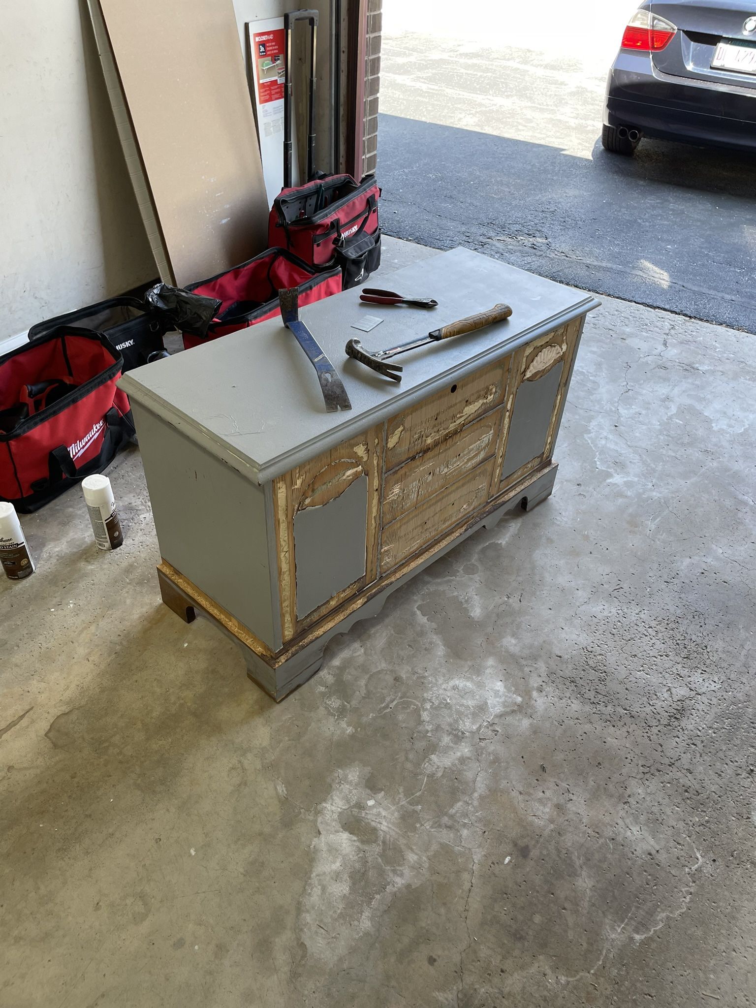 Custom Furniture & Refurbishing