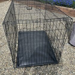 Multi-Latch Pet Cage