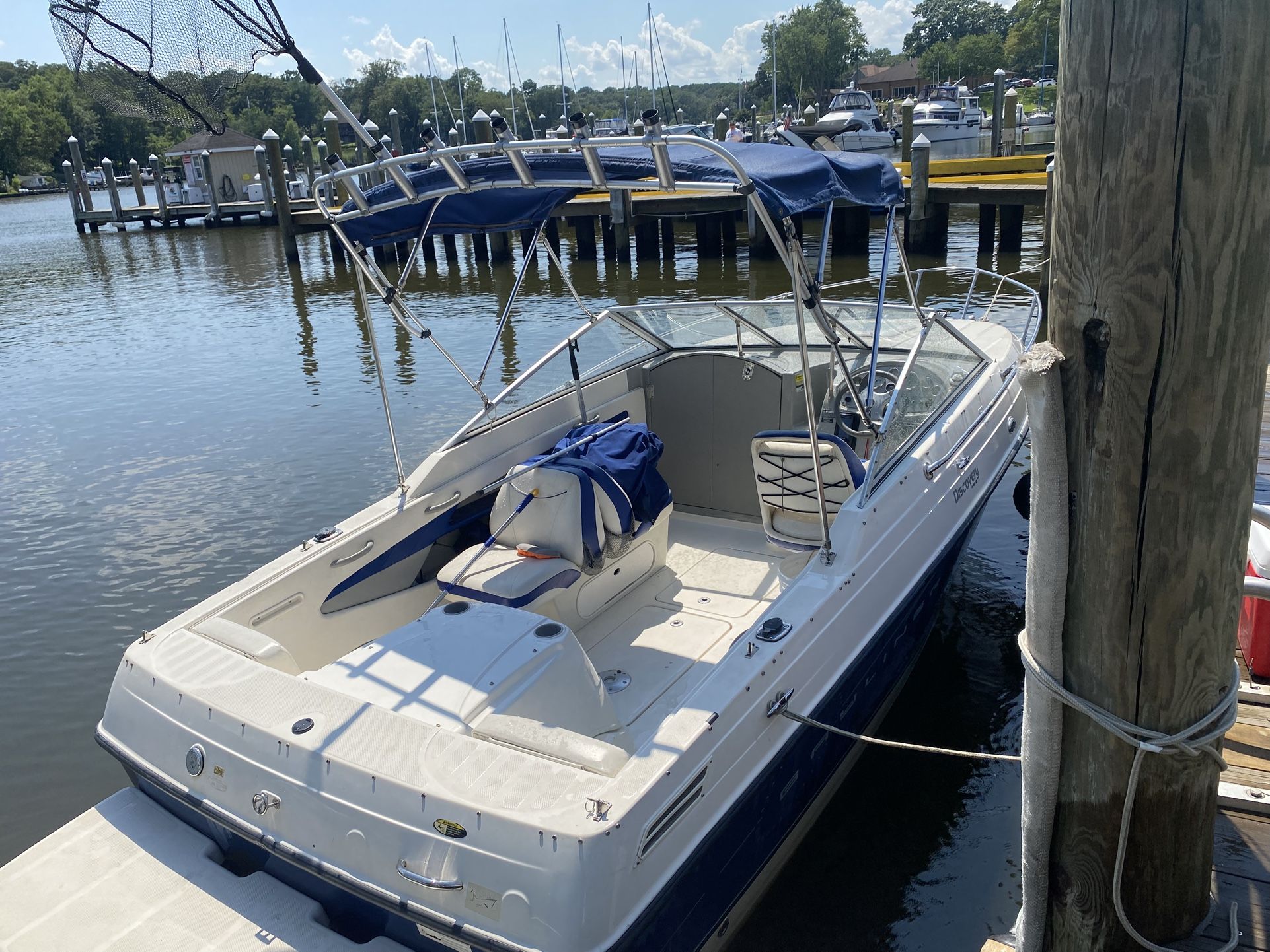 2009 Bayliner discover 192