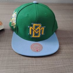 Mitchell &Ness