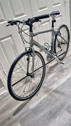 Trek FX 7.2 Aluminum Hybrid Bike