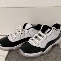 Jordan 11 Retro Low