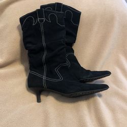 Women’s Madeline Black Suede Boots 8M