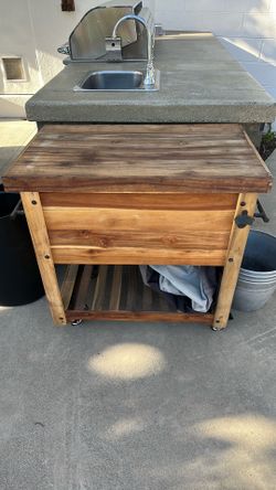 Refreshment cooler