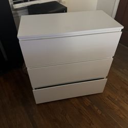 3 Door Dresser