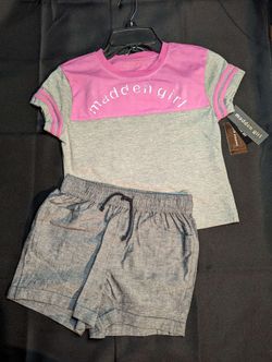 New Madden Girl 2pc Shirt and Gray Shorts Set