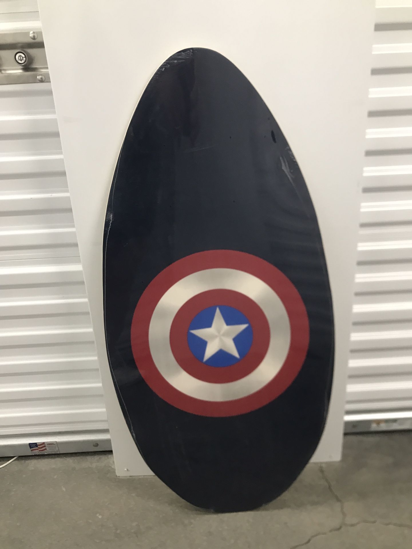 Captain America Skim Board/boogie Board Retail ($120 +tax)