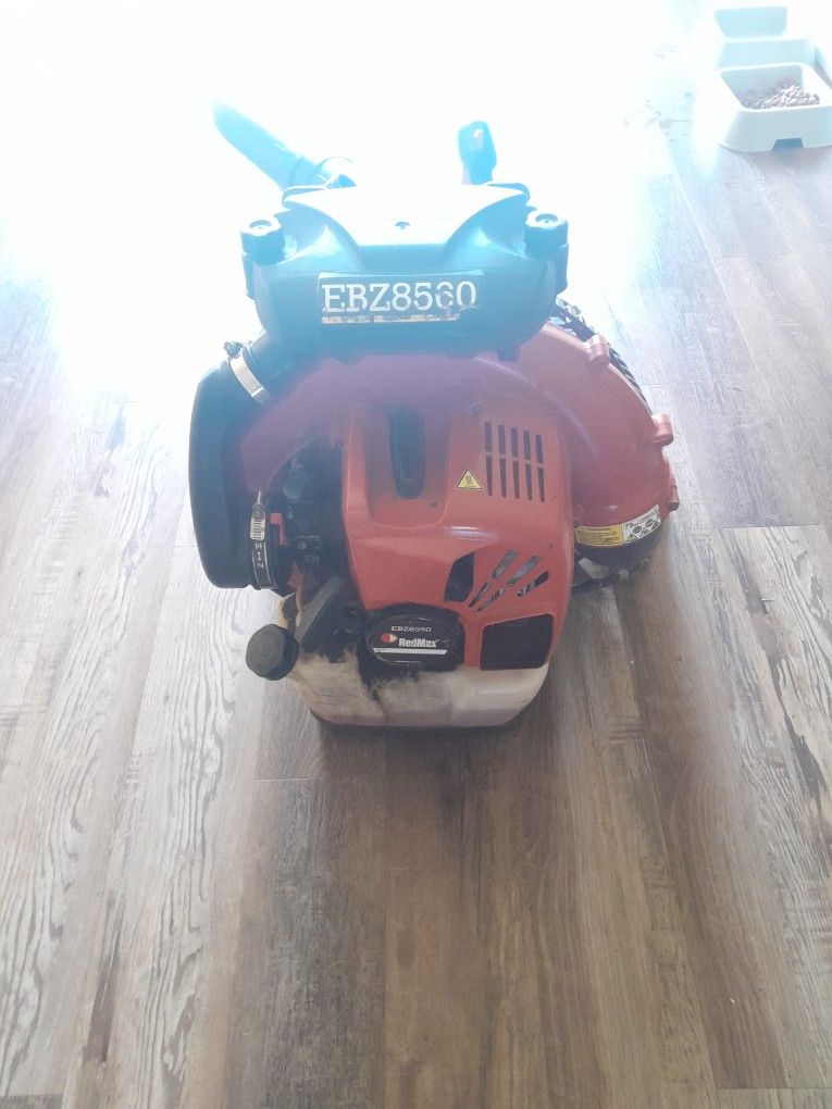 Redmax Blower Ebz8560