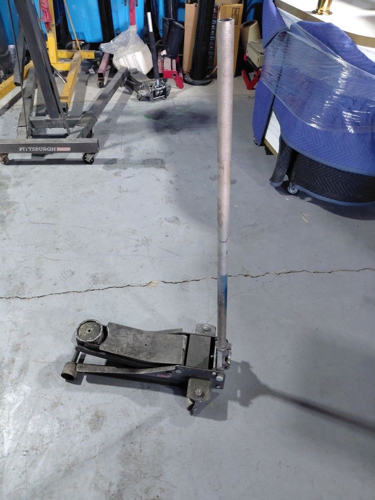 Automotive Floor Jack