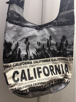 Robin Ruth California Graphic Print Shoulder Bag Logo Accent Black Gray White