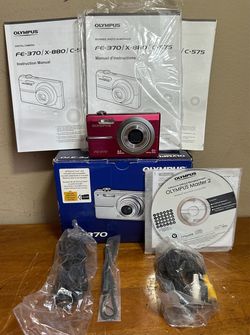 Olympus FE-370 Compact 8MP 5x Optical Zoom 2.7" LCD Screen Digital Camera Pink