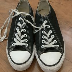 Women's Converse Size 6