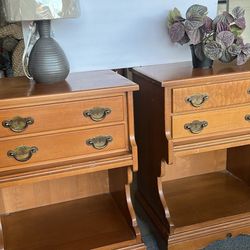 Vntg Solid Maple Nightstands (2)