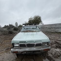1987 Nissan D21 Non Running/ For Parts Only‼️