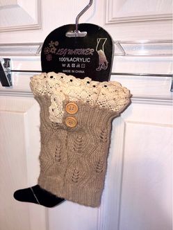 NWT Tan Leg Warmers With Lace & Button Details OSFM
