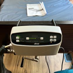 Hospital Bed With Alternating Pressure Mattress And Lift System