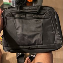 Targus Laptop Briefcase
