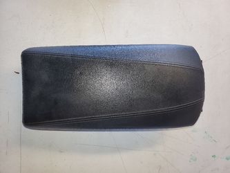 2011 Sonata Arm Rest $ 20 Firm