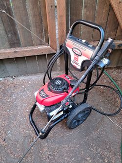 Honda powered 3k psi pressure washer
