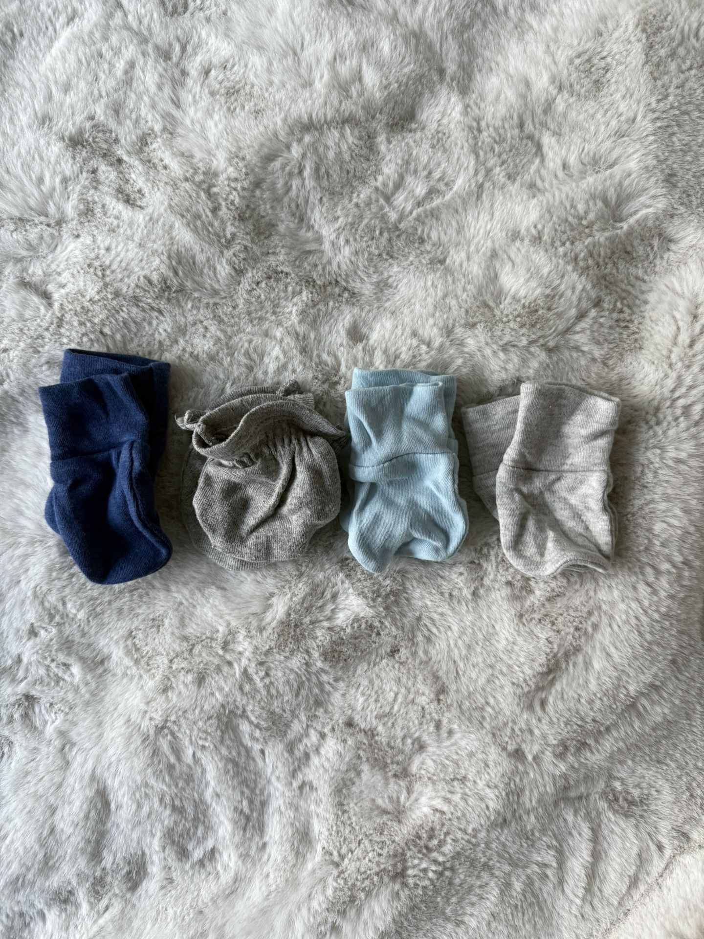 Newborn baby mittens