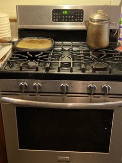 Gas stove