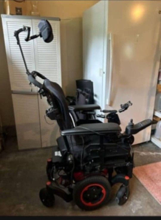 Quickie Q300m Mini Motorized Wheelchair By Sunrise Medical