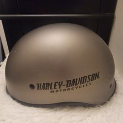 Harley-Davidson Overdrive Low Profile 1/2 Helmet with Travel Bag