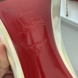 Christian Louboutin Size 37