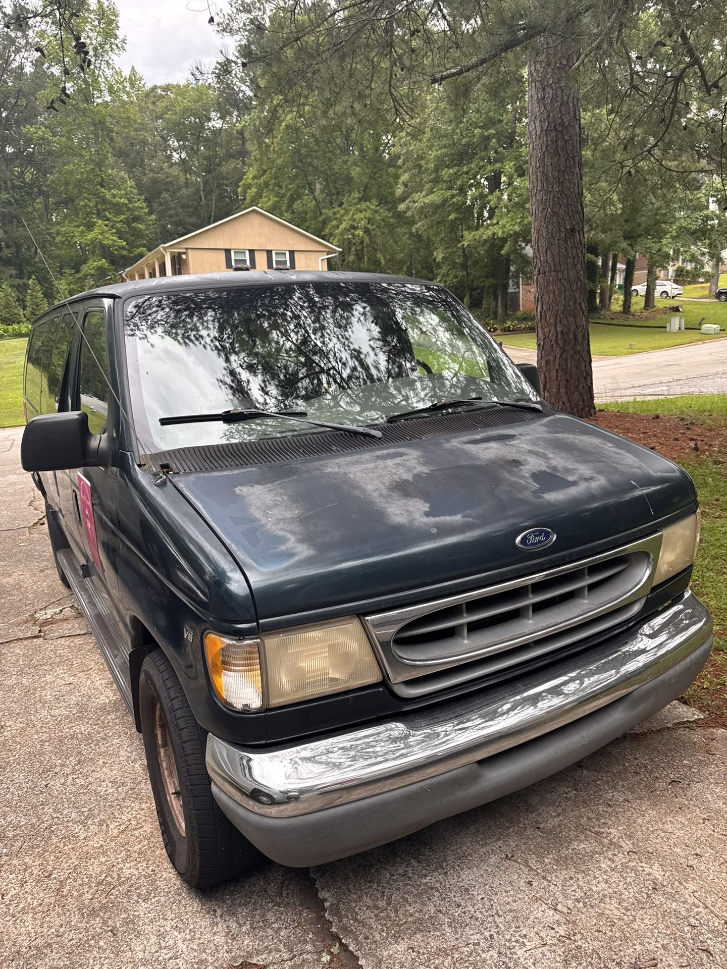 1998 Ford E-350