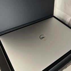 Dell XPS 15 9500 Laptop 15.6-inch FHD+Display with Webcam 512GB SSD 16GB RAM I7
