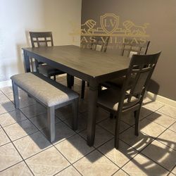 Brand New Dining Set Table And Chairs 