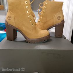 Women Timberland Boots 