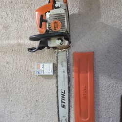Stihl MS310 Chainsaw, Runs great,24"bar