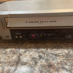 4/Head Hi-Fi VCR