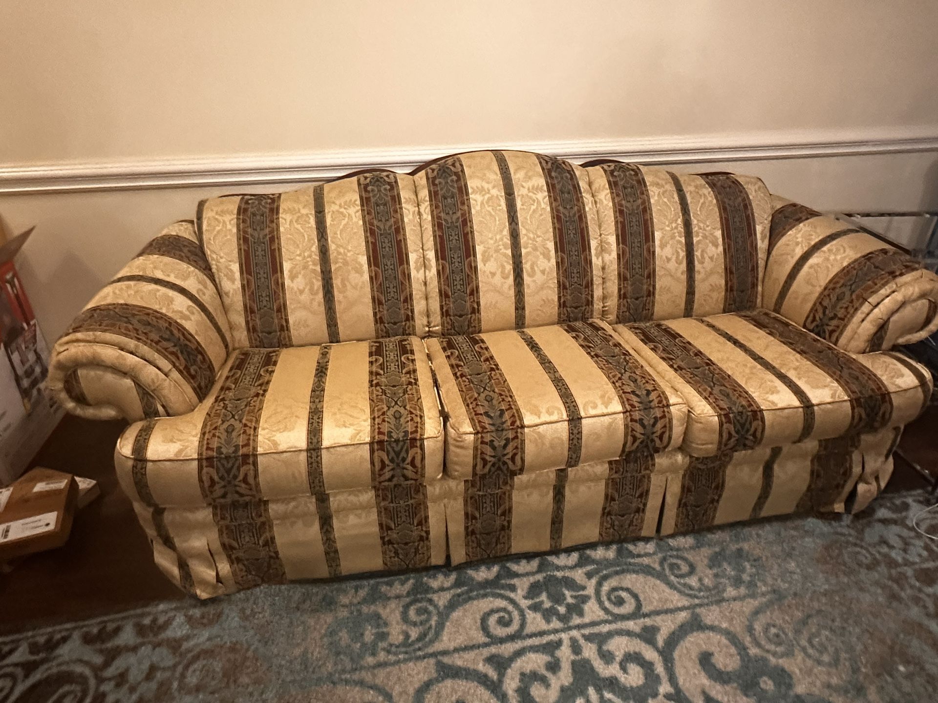 Broyhill Sofa For Sale