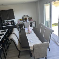 8 Chair Dining Table