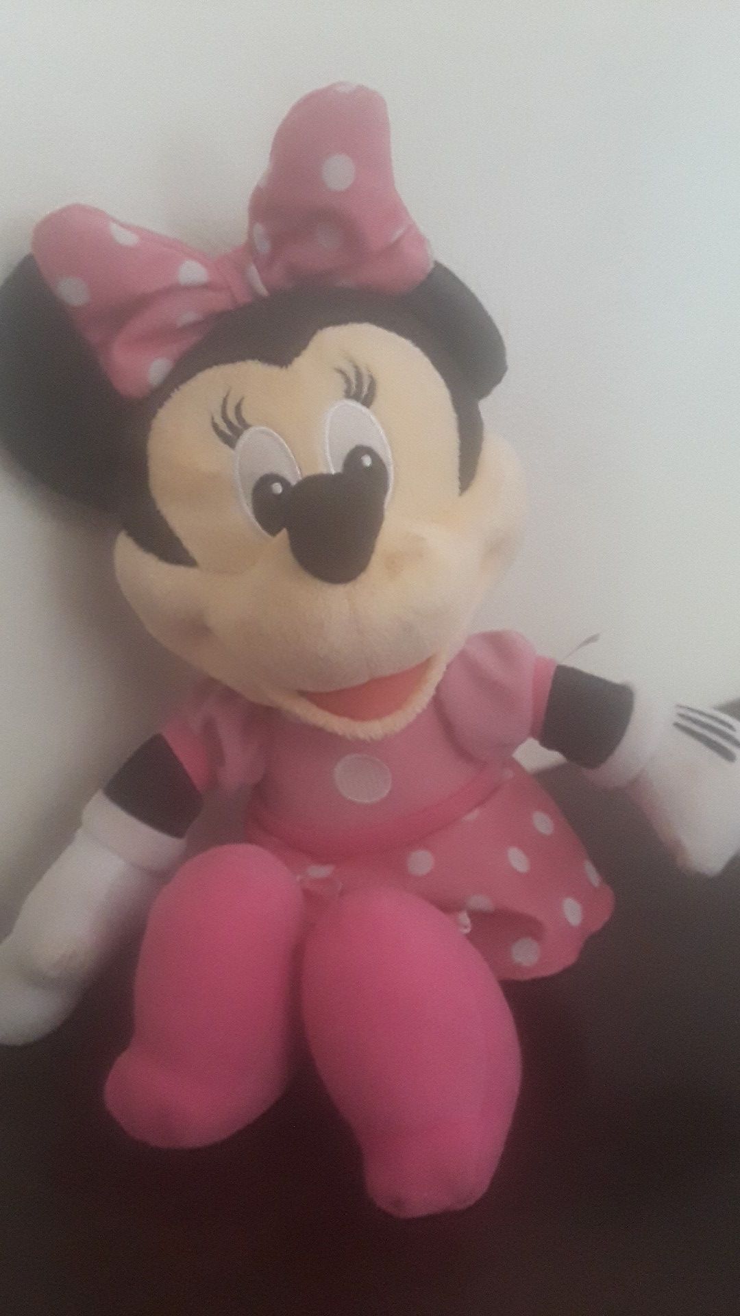 Singing minnie mouse