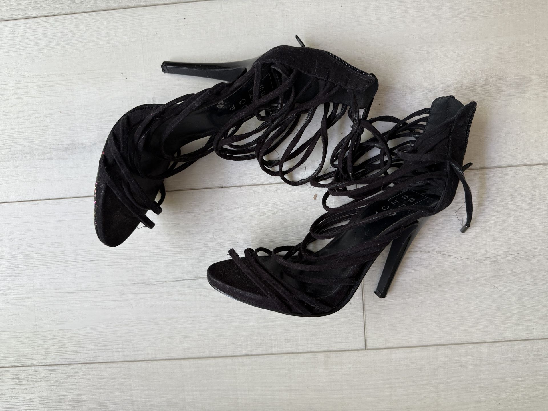 Women’s Strappy Black Heels Size 8
