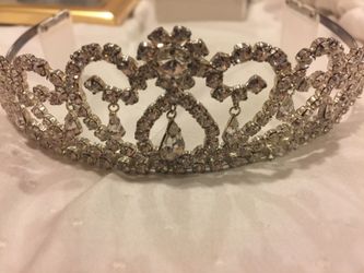 Corona para novia o quinceañera. Recoger en Miramar área.