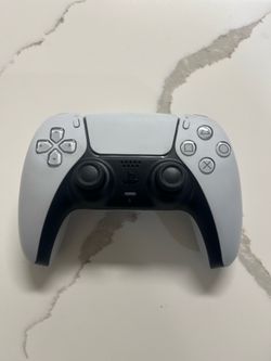 Ps5 remote and charger dock
