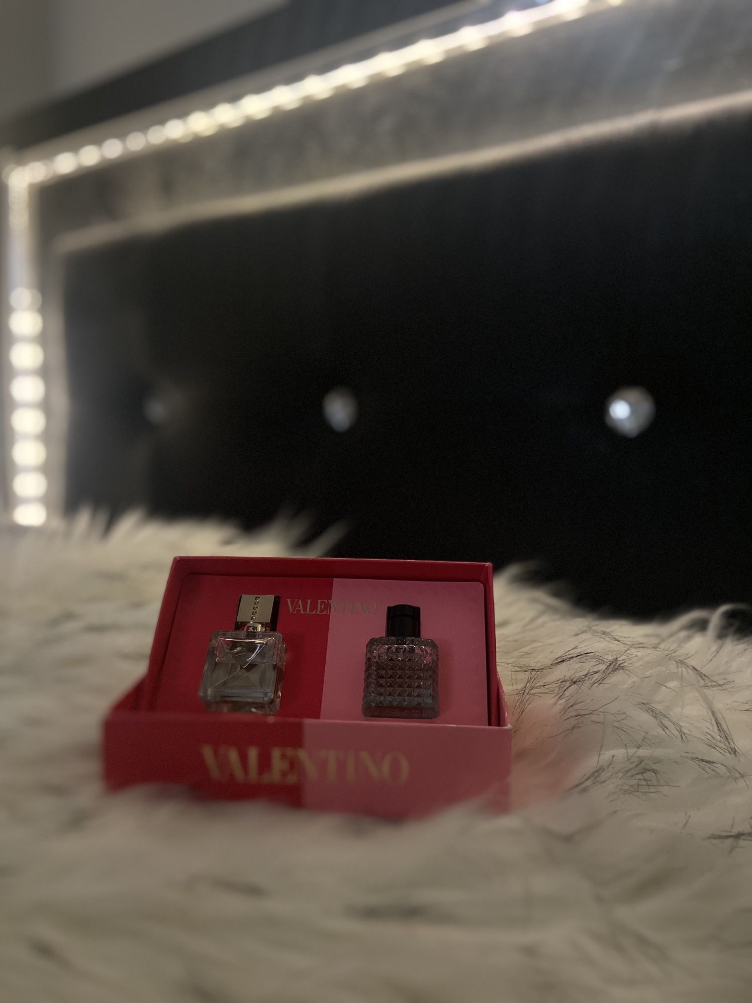 Valentino Mini Donna Born In Roma & Voce Viva Perfume Set