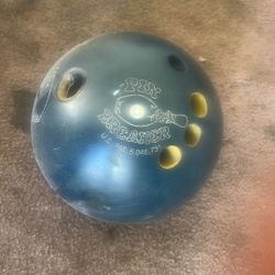 Bowling Ball For Sale 1 Of 3/4 Of Them 30 Each