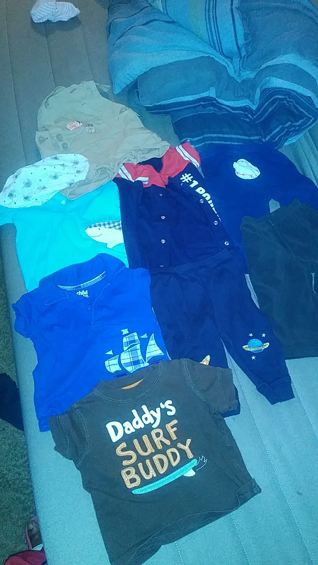 Free.Infant Baby boy clothes. Size 6-9 months