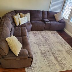 Jerome's Couch / Recliner