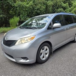 2013 Toyota Sienna