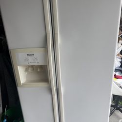 Big refrigerator(whirlpool )