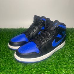 Size 9.5 Nike Air Jordan 1 Mid Hyper Royal Black Blue Sneakers Shoes 554724-068