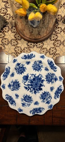 Cracker Barrel 12.5” Blue & White Floral Decorative Plate - $45 OBO