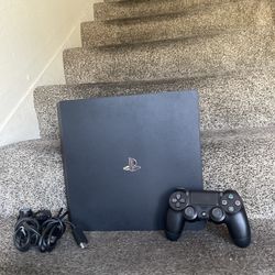 4K Resolution Ps4 Pro In Excellent Condition